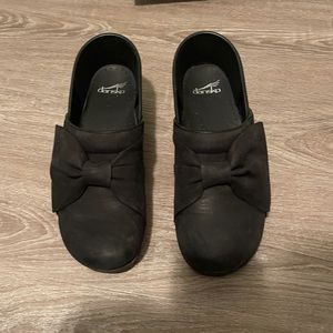 Gently used Dansko shoes. Excellent condition!